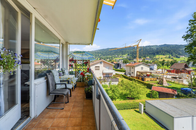 Großzügige 5-Zimmer-Wohnung mit Balkon in begehrter Lage