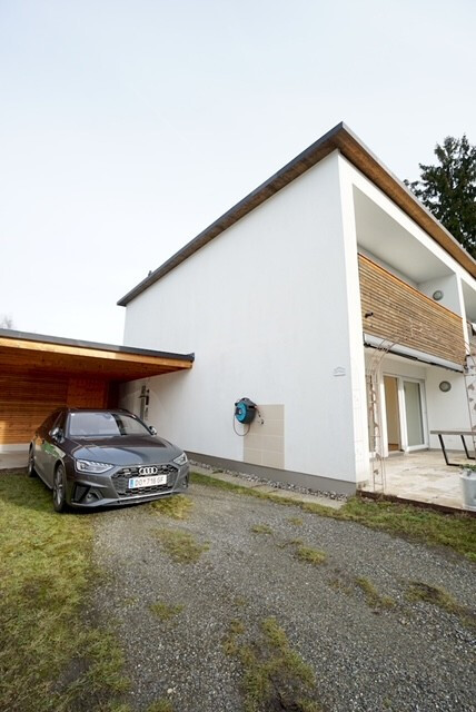 Ruhige, stilvolle Doppelhaushälfte privat zu vermieten