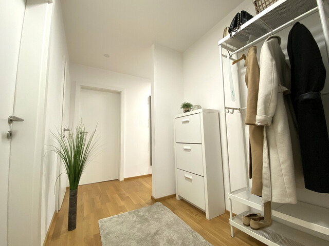 Äußerst gepflegte 3 Zimmer Wohnung mit stilvollem Flair/Balkon & 1 TG-Stellplatz