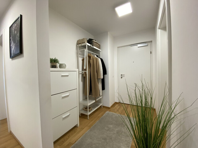 Äußerst gepflegte 3 Zimmer Wohnung mit stilvollem Flair/Balkon & 1 TG-Stellplatz