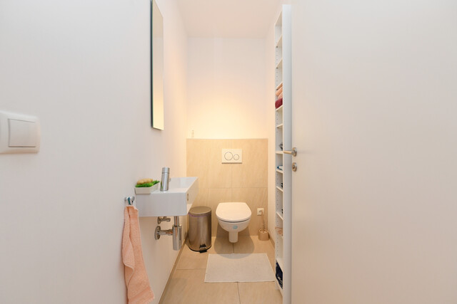 Neuwertige 3-Zimmer Wohnung mit atemberaubender Seesicht