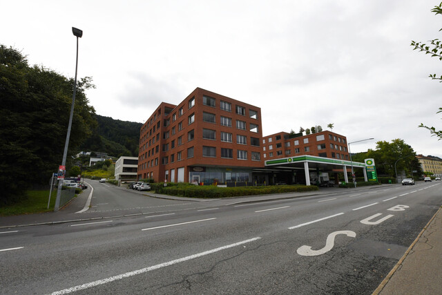 Neuwertige 3-Zimmer Wohnung mit atemberaubender Seesicht