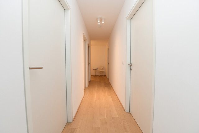 Neuwertige 3-Zimmer Wohnung mit atemberaubender Seesicht