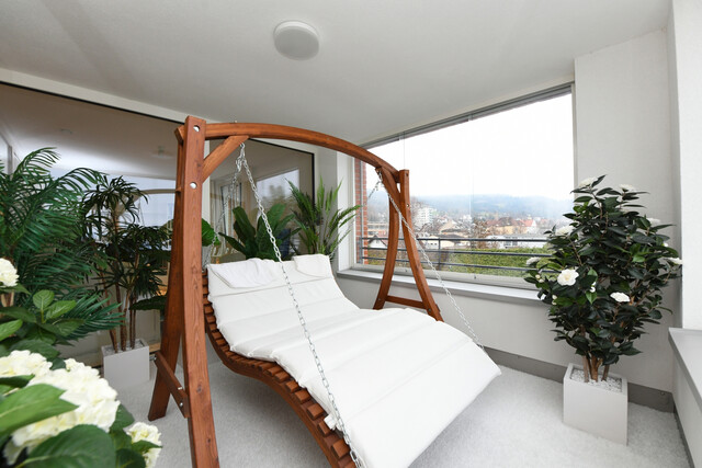 Neuwertige 3-Zimmer Wohnung mit atemberaubender Seesicht