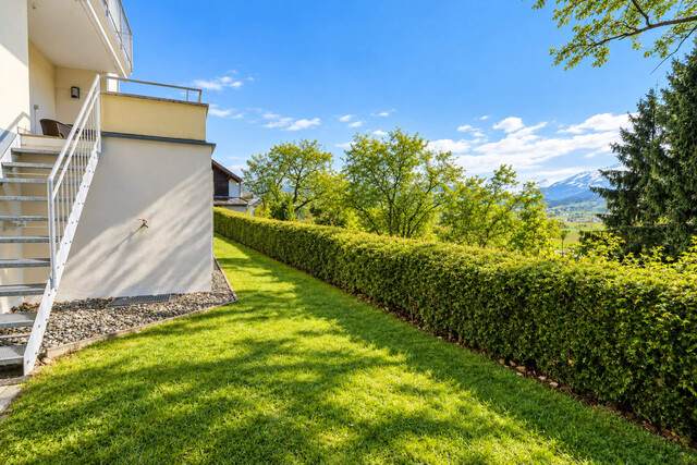 Wohnen mit Weitblick in Feldkirch: Zweifamilienhaus in begehrter Hanglage