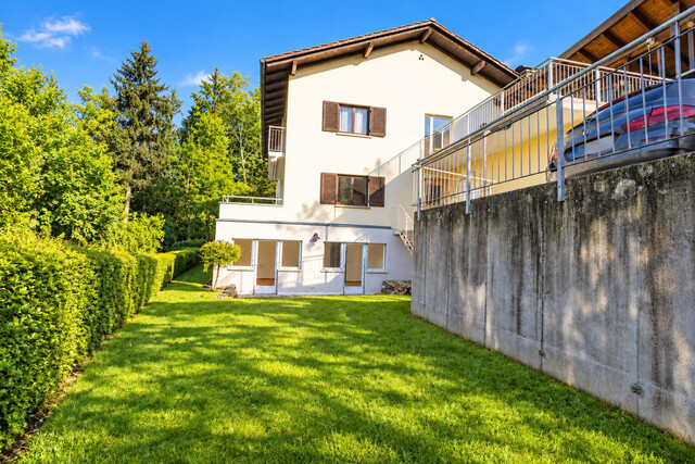 Wohnen mit Weitblick in Feldkirch: Zweifamilienhaus in begehrter Hanglage