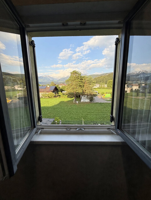 Vielfältiges Mehrfamilienhaus in Feldkirch Gisingen mit Garten - eine seltene Gelegenheit mit viel Liebe zum Detail steht zum Verkauf