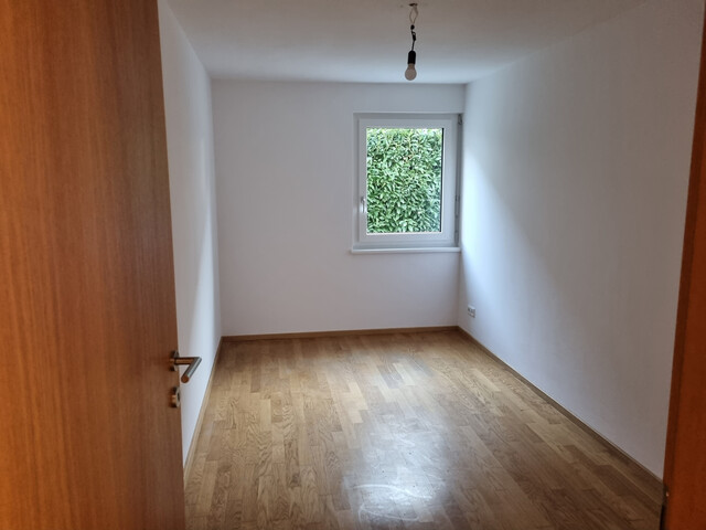 Renovierte 4 Zimmer Gartenwohnung