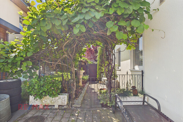 Großzügiges Einfamilienhaus mit Traumgarten in idyllischer Ruhelage in Meiningen zum wohlfühlen!