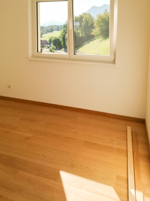 Tolles Einfamilienhaus in Hanglage mit Keller und Garage