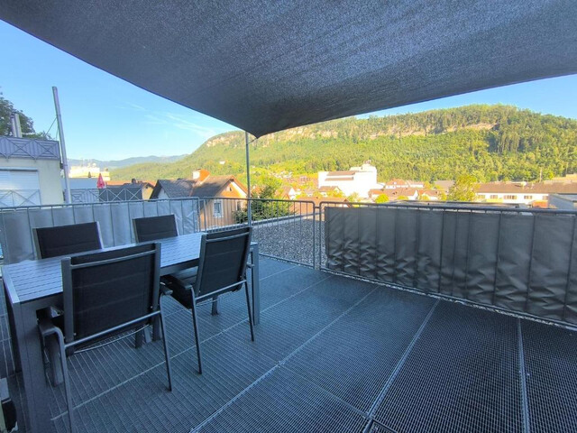 !Privatverkauf!  Sanierte Terrassenwohnung mit 18 m² Balkon und Bergpanorama und Bahnhofnähe - Ideal zum Kaufen! VHB