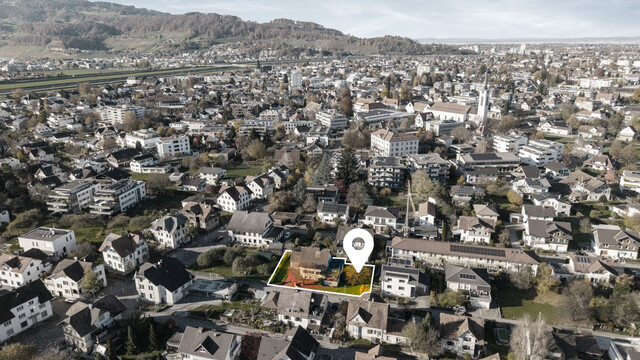 Großes Grundstück mit Altbestand in Lustenau  – Sanierungsprojekt mit Potential