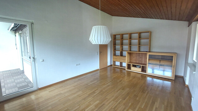 4-Zimmerwohnung in sonniger Lage zu verkaufen