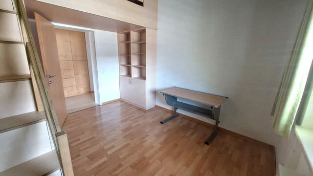 4-Zimmerwohnung in sonniger Lage zu verkaufen
