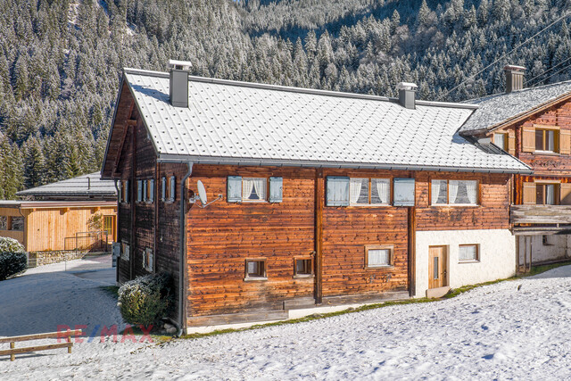 Doppelhaushälfte in Partenen - liebevoll ausgebauter Stadel im Montafon