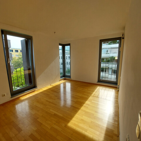 Schöne  lichtdurchflutete 3-Zimmer Terrassenwohnung im Zentrum    