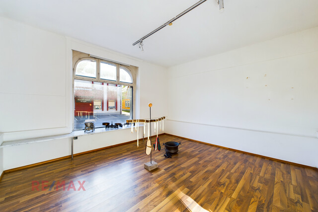 Zwei Häuser in Hard am Bodensee: 
Perfekte Kombination für Wohnen & Arbeiten