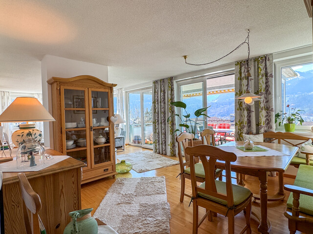 BERGTAUGLICH! Eine wunderbare Wohnung mit CHARME-OFFENSIVE