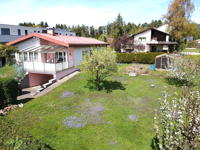 JUWEL: Bungalow mit riesigem Grundstück in sehr guter Lage (Nahe der Frutz)