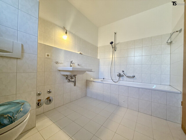 Bregenz: 2-Zimmer-Garten-Wohnung ca. 48 m2 - in zentraler Ruhelage mit Gartenanteil