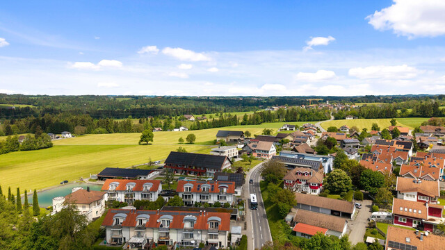 Hohenweiler: Modernes Reihenhaus mit außergewöhnlich viel Platz
