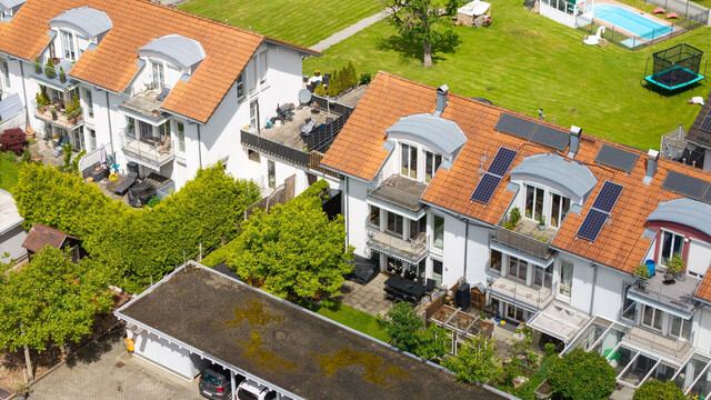 Hohenweiler: Modernes Reihenhaus mit außergewöhnlich viel Platz