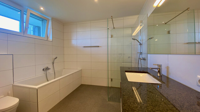 ohne Provision  moderne, helle 3 Zimmer Terrassenwohnung in super Lage