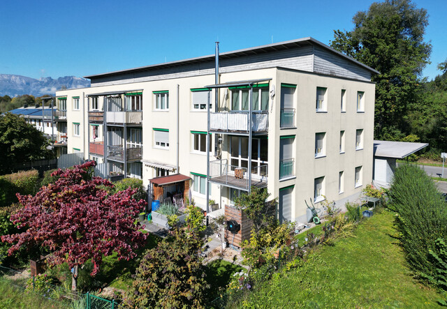 Zwischen Bergwelt und Stadt - Dachgeschosswohnung mit Weitblick