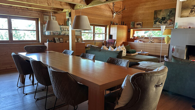 Exklusives Domizil mit Ferienhauswidmung - traumhafter  Panoramablick bis zum Bodensee.