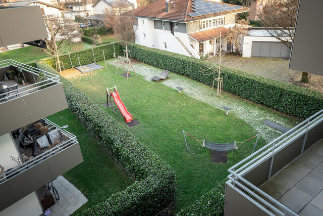 Attraktive 3-Zi- Dachterrassenwohnung in Grenznähe CH inkl. TG Platz teilmöbliert