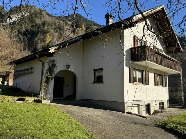 Einfamilienhaus für Handwerker in sonniger Lage