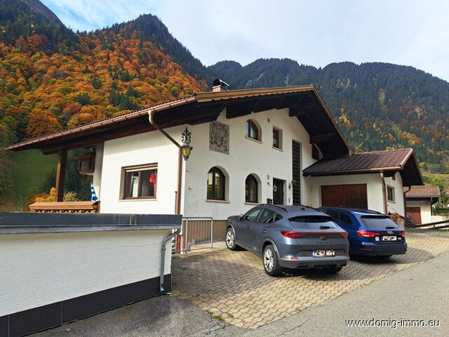 Schöne 3-Zimmer-Wohnung mit Wintergarten und Grünfläche in sonniger Ruhelage von St. Gallenkirch