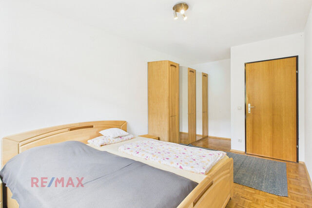 Platz für die Familie: Lichtdurchflutete Wohnung mit Balkon und bester Anbindung