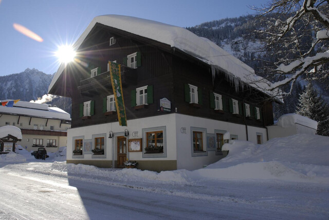 Pension mit Restaurant und Café in Skiliftnähe