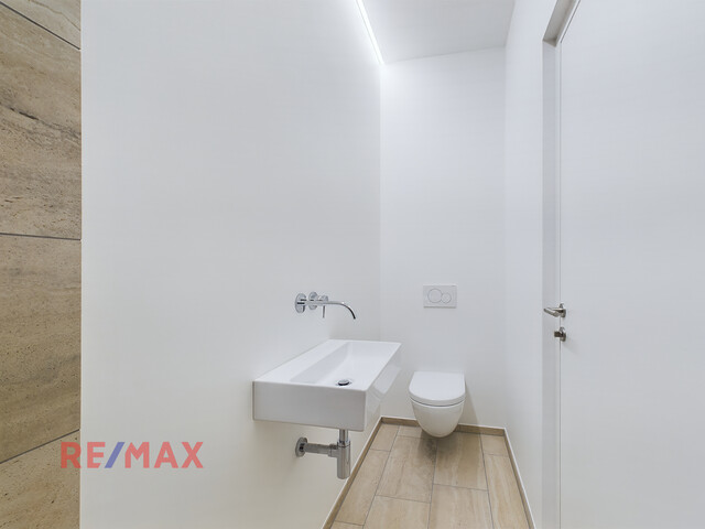 Erstbezug! 3-Zimmer-Wohnung mit Loggia in Toplage