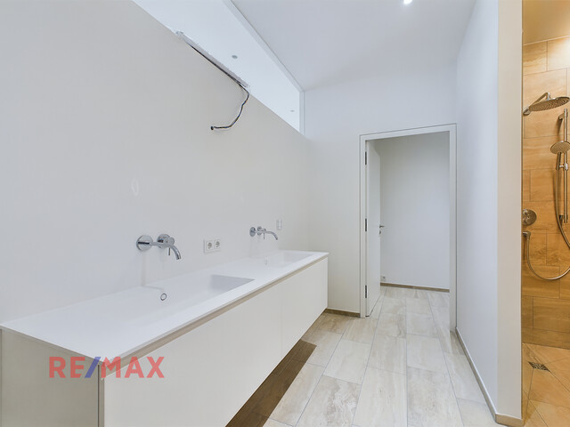 Erstbezug! 3-Zimmer-Wohnung mit Loggia in Toplage