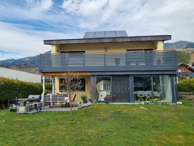 Wunderschönes Haus mit grosser Terrasse und Wintergarten im sonnigen Thüringen 