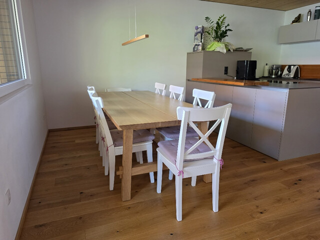 HOLZ. RUHE. FREIRAUM. – 4-ZIMMER-WOHNUNG MIT GROSSZÜGIGEM BALKON IN HARD