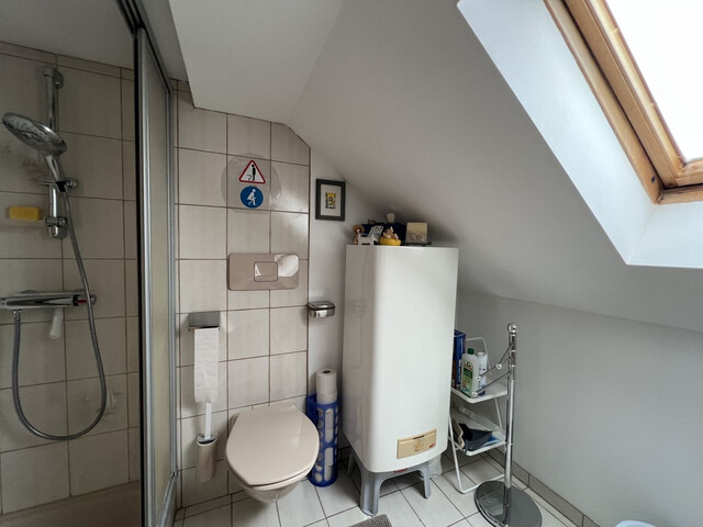 MEHRFAMILIENHAUS MIT VIEL GARTEN IN TOPLAGE