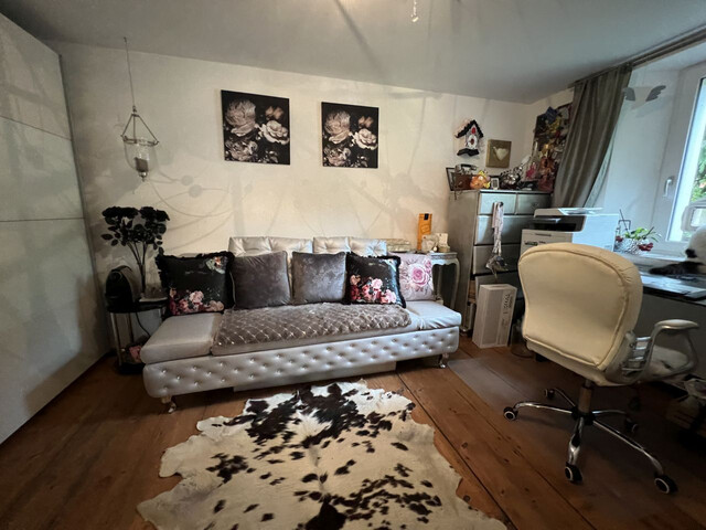 MEHRFAMILIENHAUS MIT VIEL GARTEN IN TOPLAGE