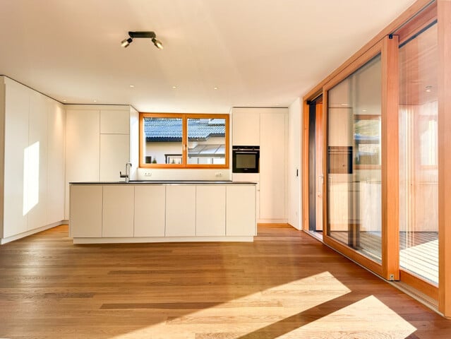 Neuwertige Gartenwohnung in Egg! Top 13