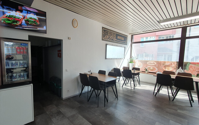 ANLEGEROBJEKT-gut vermietetes Geschäftslokal in Toplage