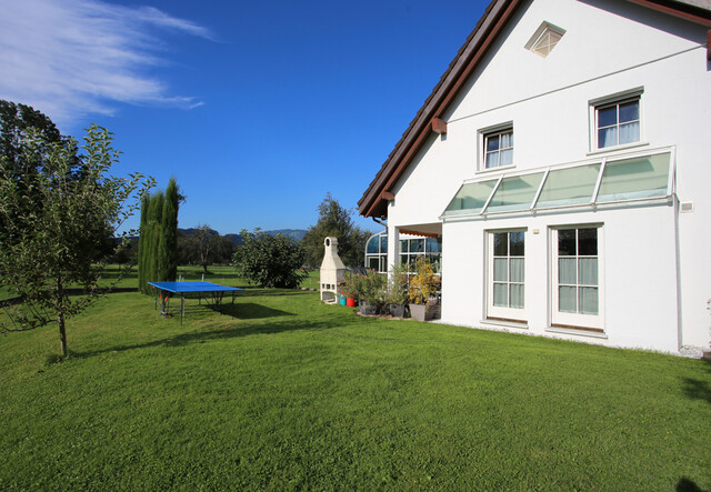 VERKAUFT: Ihr neues Zuhause mitten im Grünen und 
nahe dem Bodensee