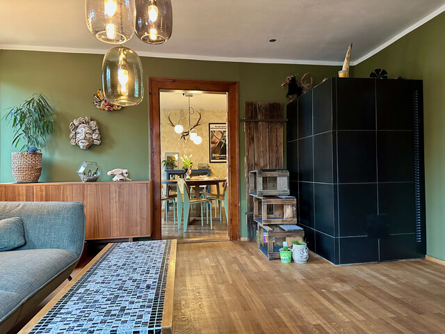 Großzügiges Wohnhaus mit großer Tenne mitten in Gisingen