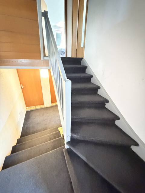 Älteres Einfamilienhaus an sehr ruhiger Wohnlage