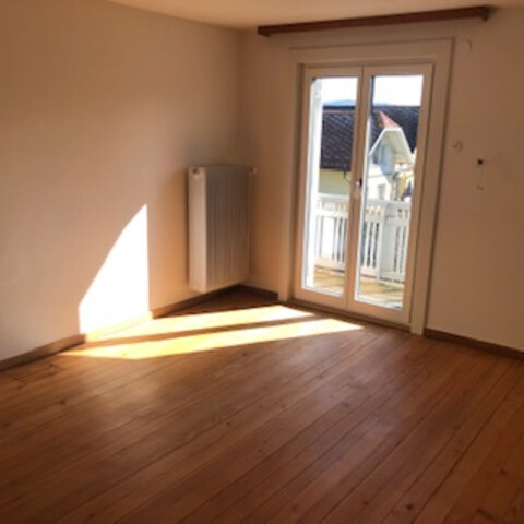 Wohnen im Grünen: Einfamilienhaus mit Garten, Terrasse und Keller