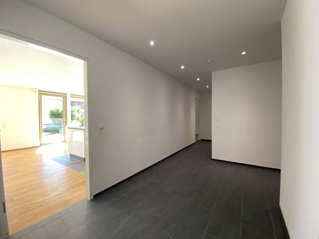 Zentrale-großzügige 4 Zimmer Eckgartenwohnung in Vandans