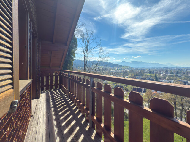 Einzigartig gelegenes Einfamilienhaus mit Rheintalblick