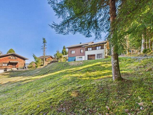 Grundstück mit Ferienwidmung und Weitblick
