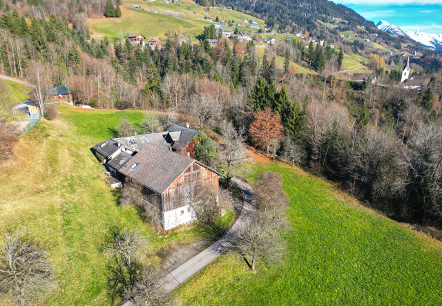 VERKAUFT – Außergewöhnliche Liegenschaft in idyllischer Lage in St. Gerold